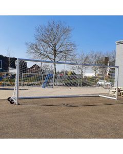 Professioneel voetbaldoel Calzio Elite 732 met transportwielen en draagbeugels